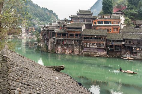 鳳凰花城怎麼樣：從城市建設到文化傳承